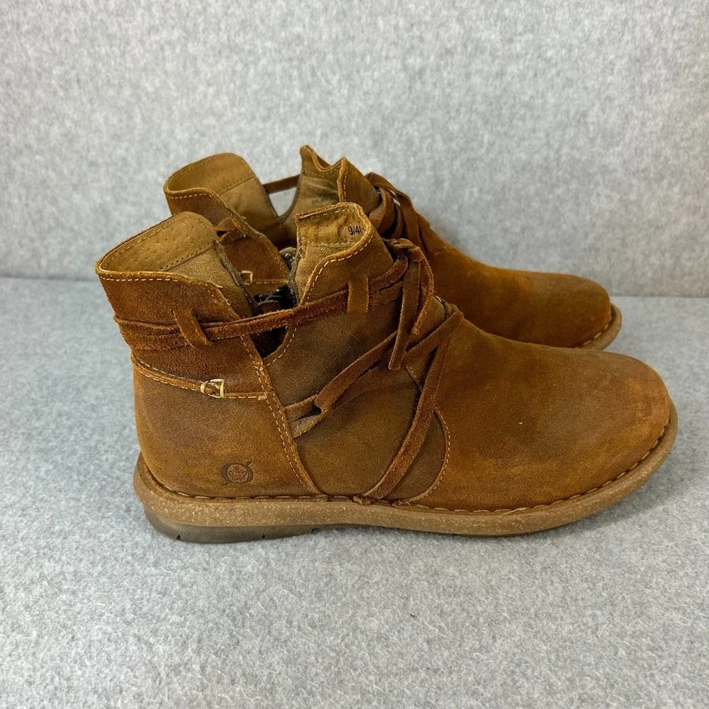 Born Tarkiln Toasted Almond Brown Leather Ankle Boots Booties Womens Size US 9